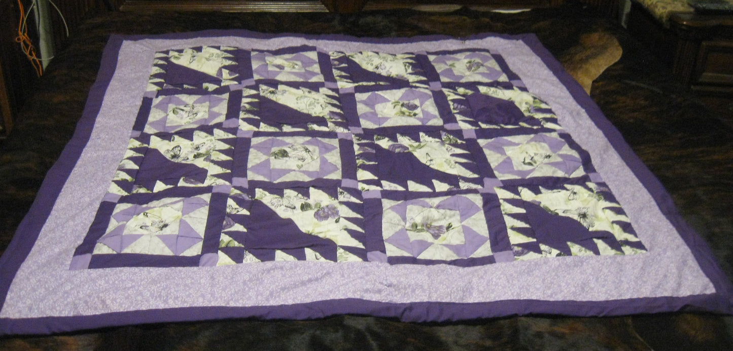 HAND STITCHED QUILT - PURPLE BASKET