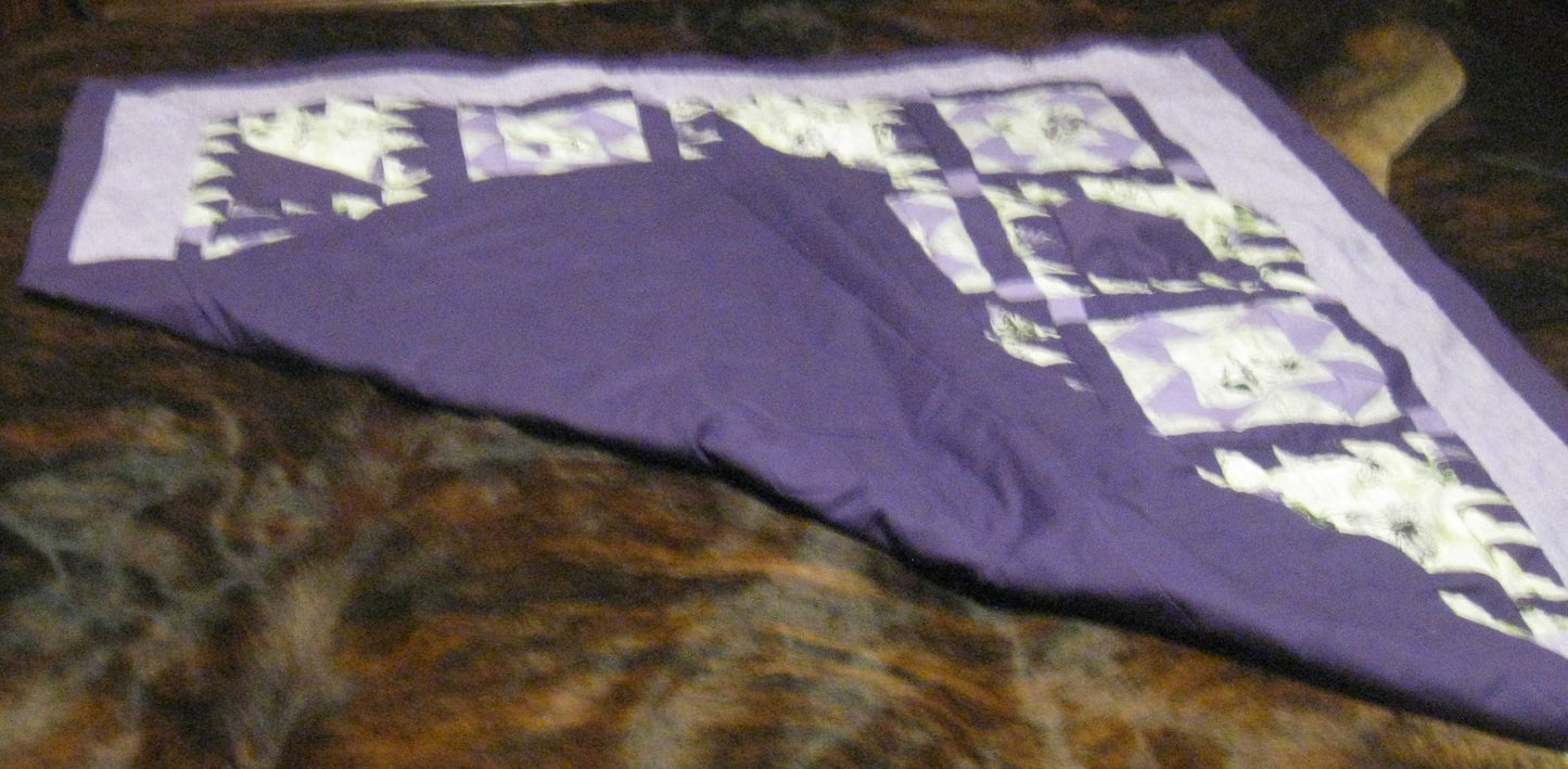 HAND STITCHED QUILT - PURPLE BASKET